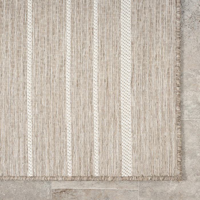 Ocean Geometric Indoor/Outdoor Brown Rug